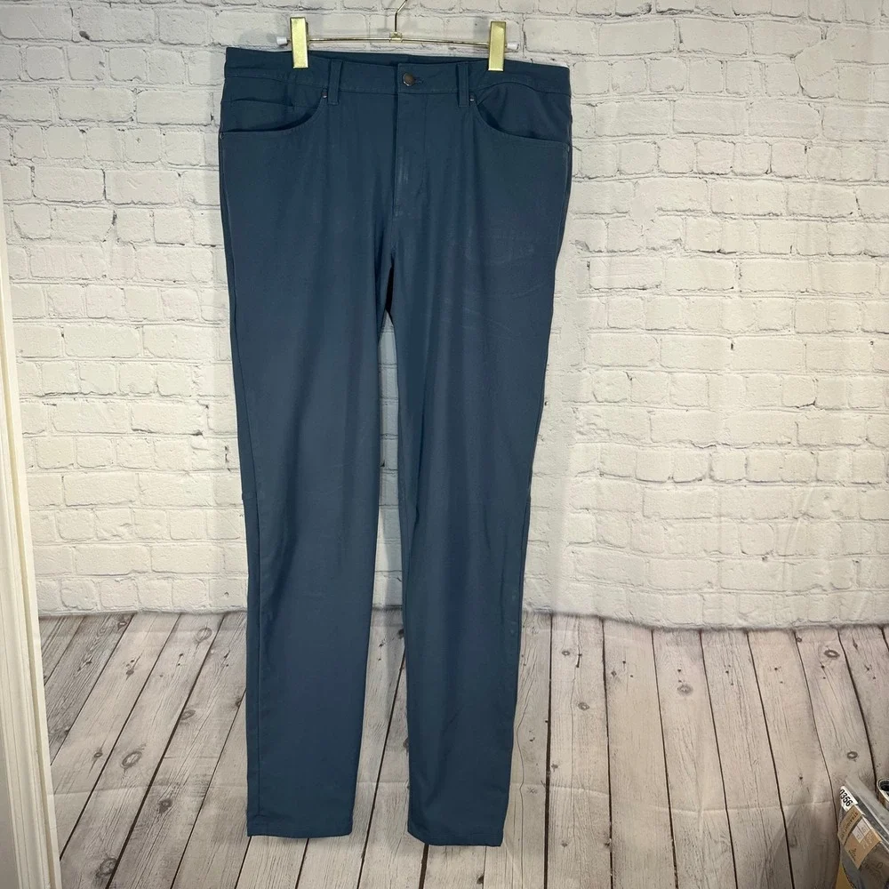 Lululemon ABC Slim-Fit Pant Warpstreme Blue Gray Mens 35 x 32 LM5ADBT